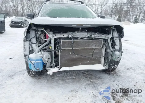 2019 Toyota Rav4 Hybrid Xse z USA, uszkodzony, nr VIN JTMEWRFV0KJ026946